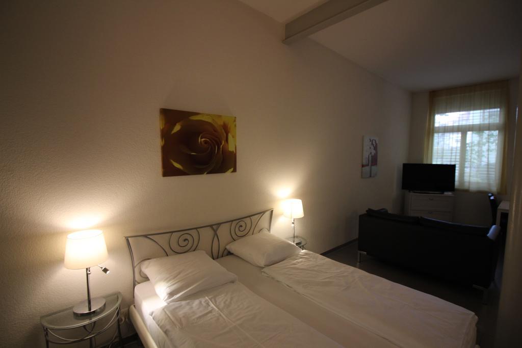 Swiss Star Oerlikon Inn Цюрих Екстер'єр фото