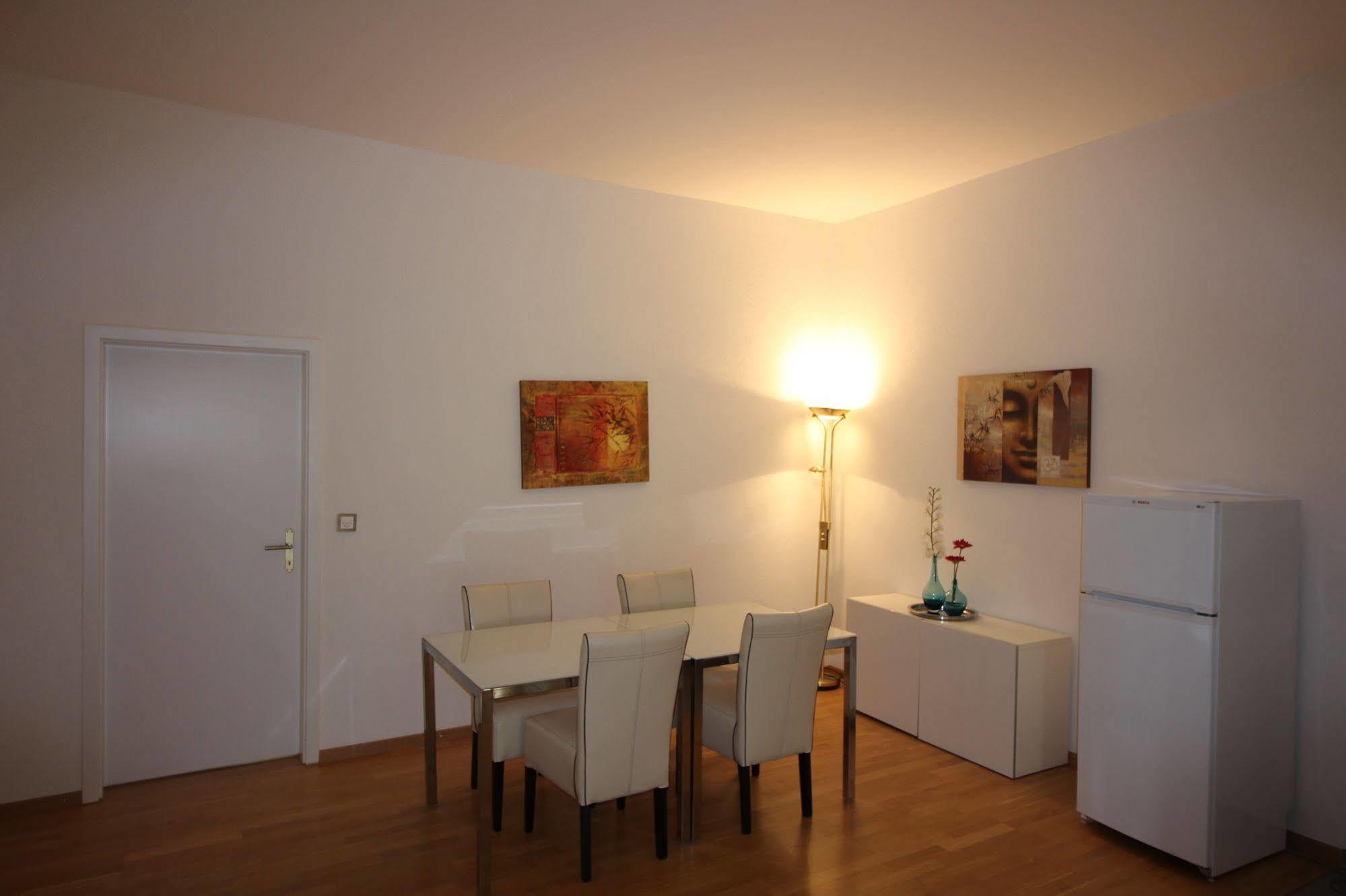 Swiss Star Oerlikon Inn Цюрих Екстер'єр фото